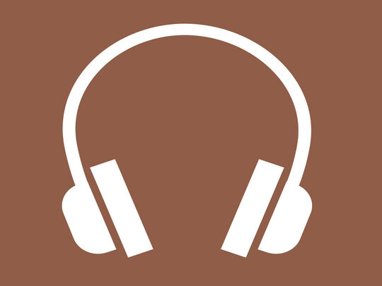Un audioguide, disponible gratuitement à l'accueil d'Arkéos, vous permet de découvrir les collections permanentes en toute autonomie